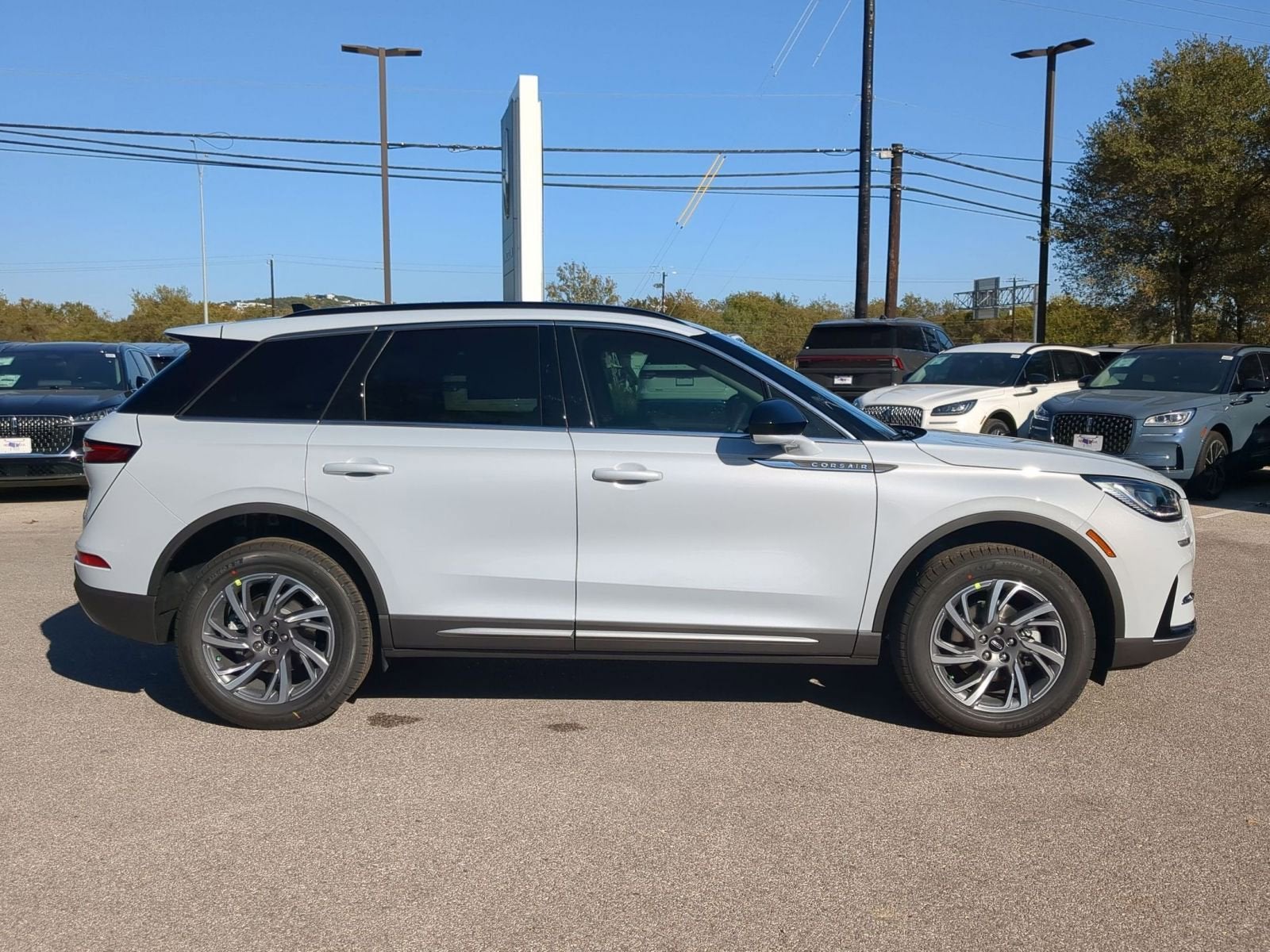 2026 Lincoln Corsair Premiere