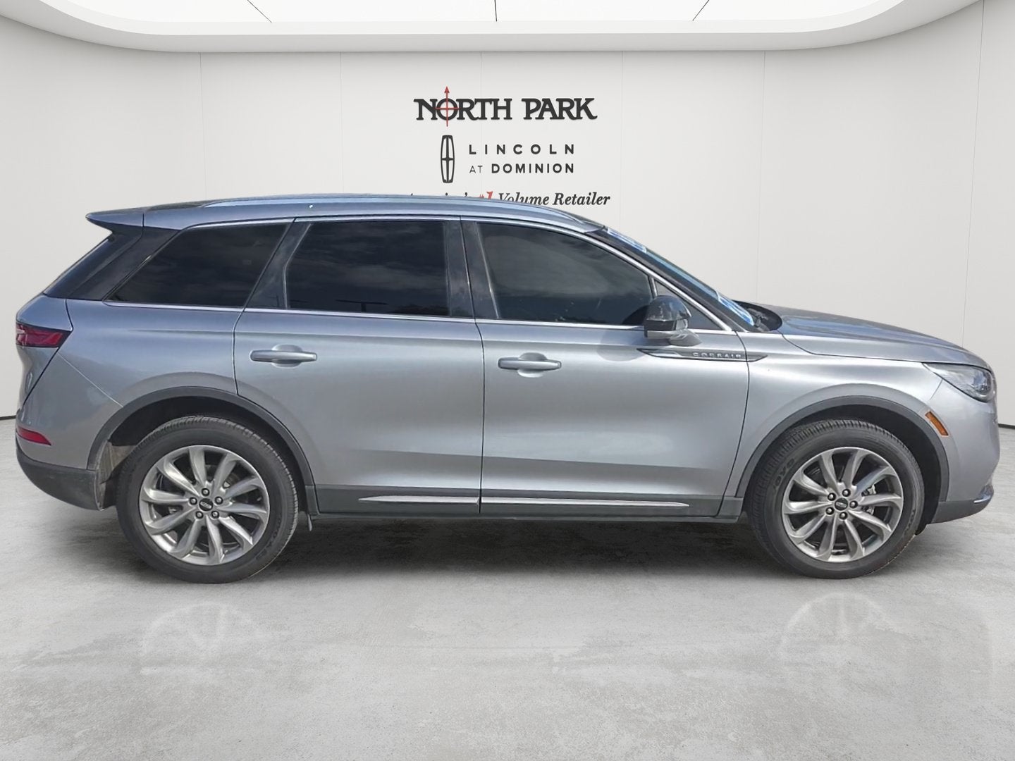 2022 Lincoln Corsair Standard