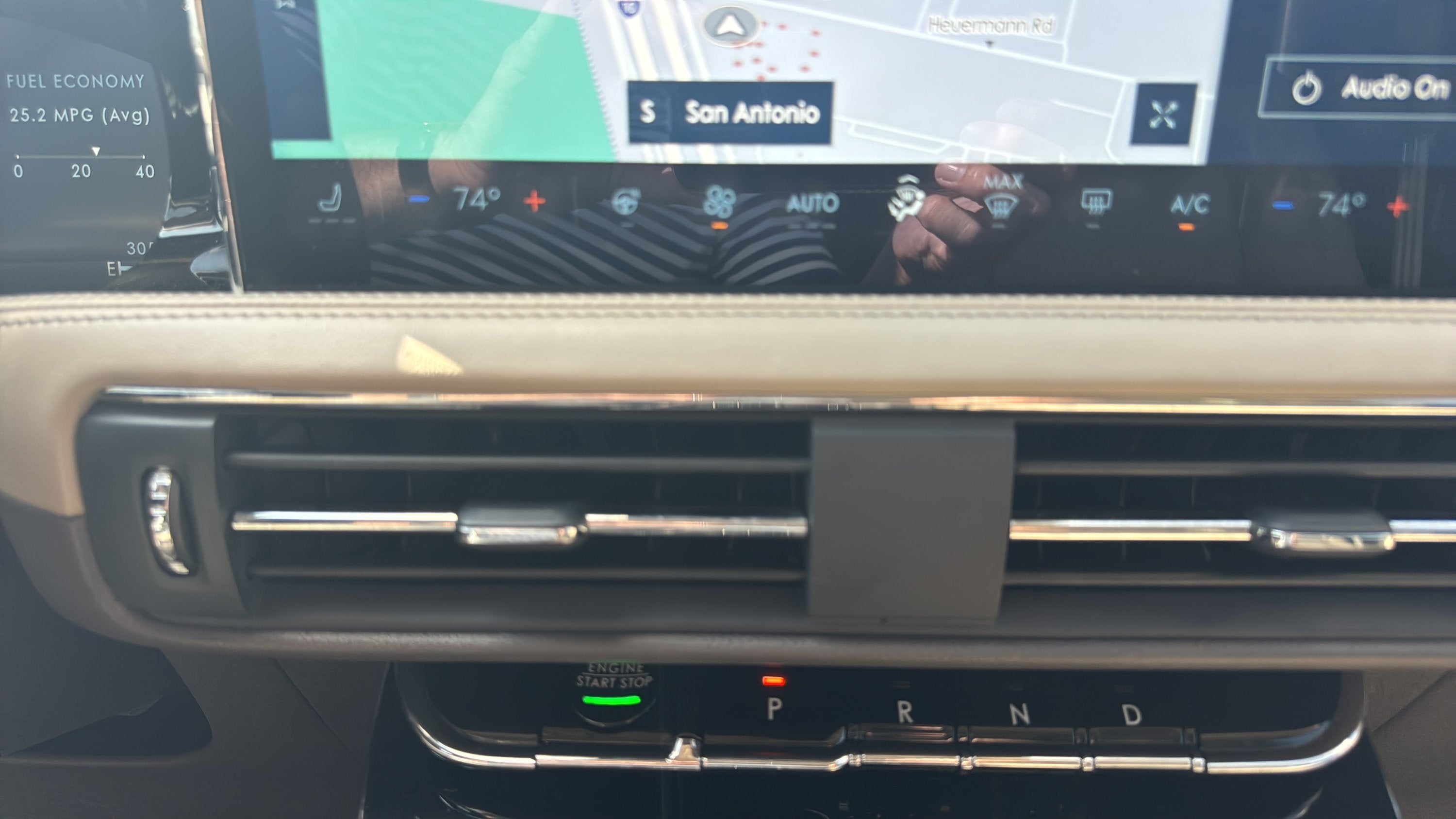 2023 Lincoln Corsair Standard