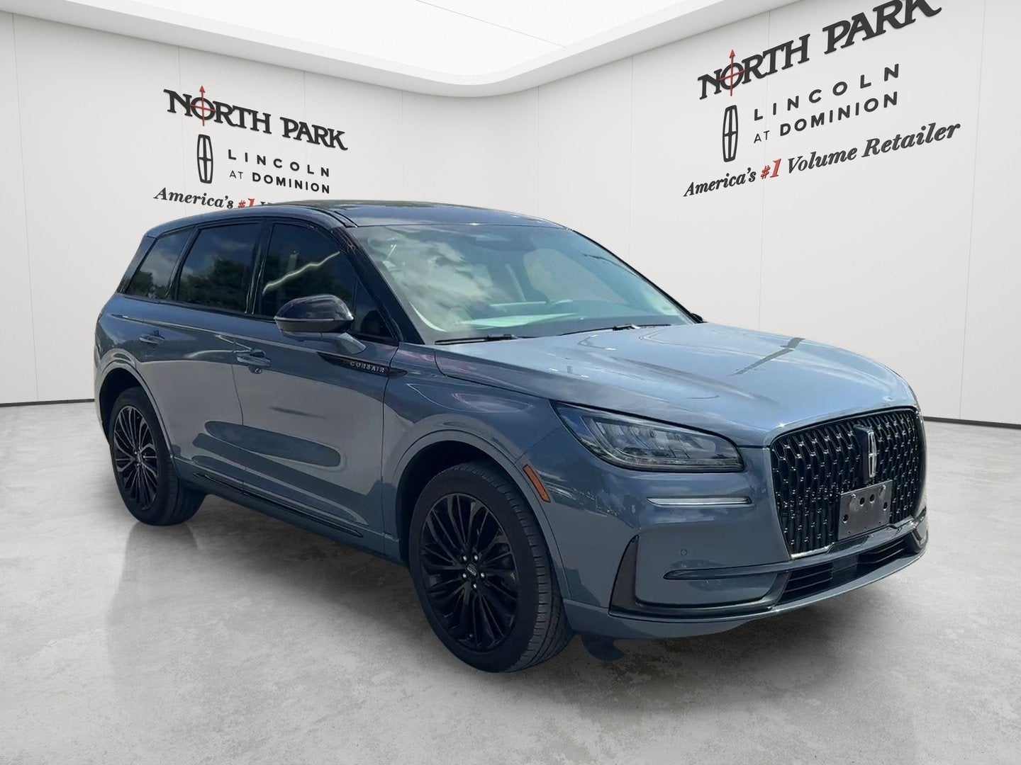 2023 Lincoln Corsair Standard