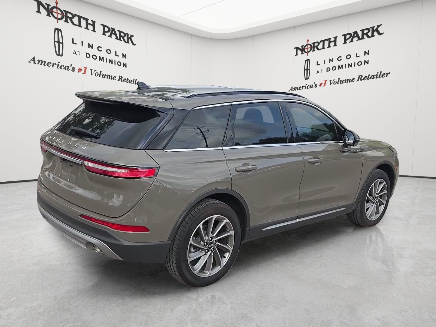 2026 Lincoln Corsair Premiere