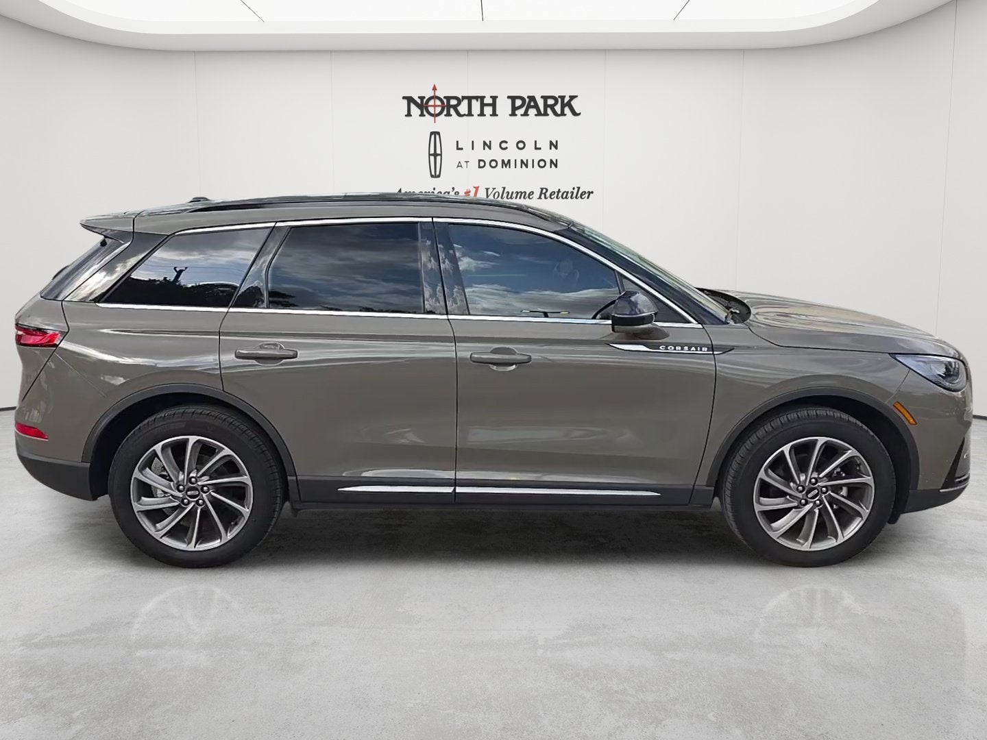 2026 Lincoln Corsair Premiere