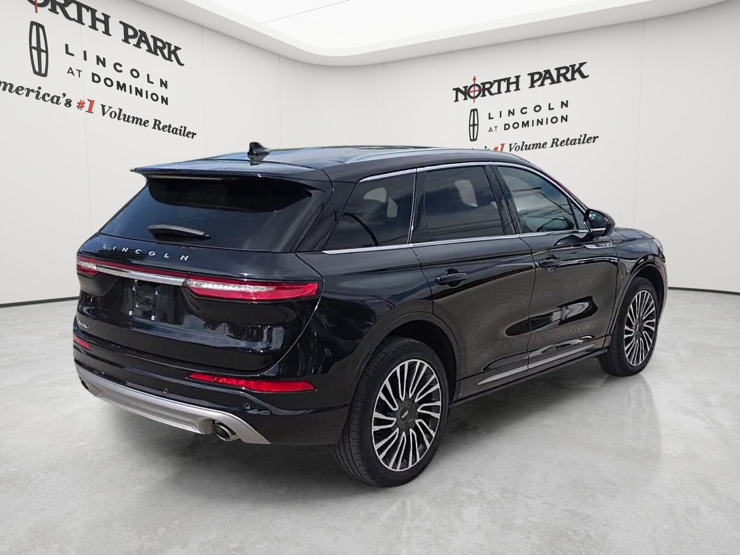 2022 Lincoln Corsair Standard