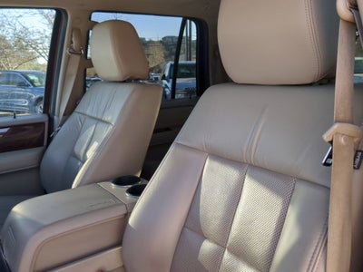2014 Lincoln Navigator Base