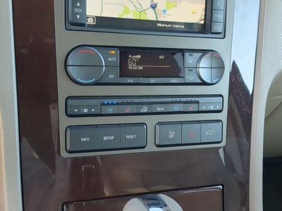 2014 Lincoln Navigator Base