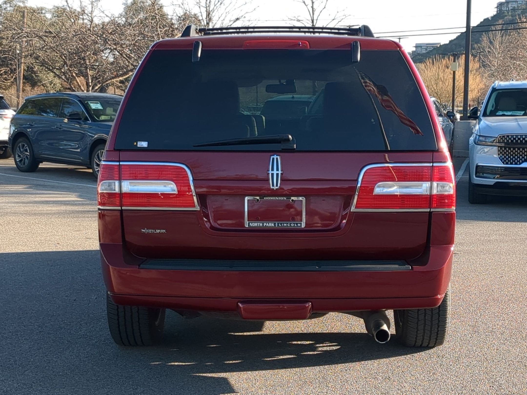 2014 Lincoln Navigator Base