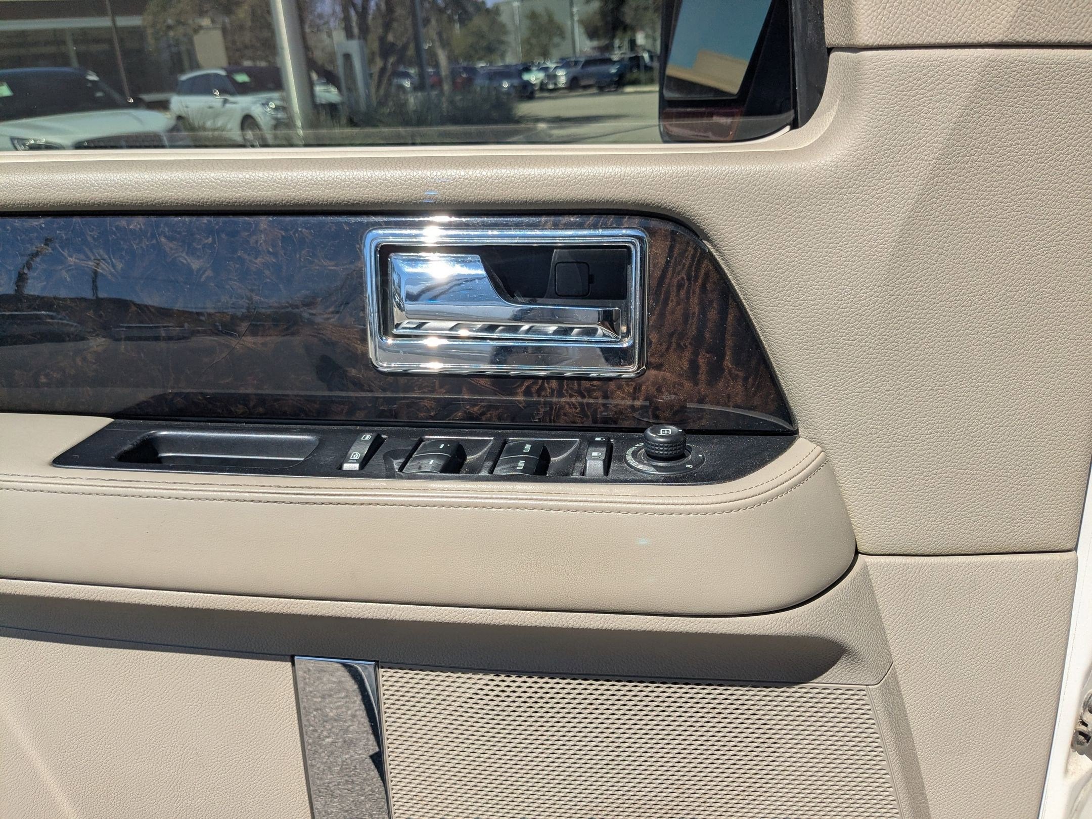 2016 Lincoln Navigator Select