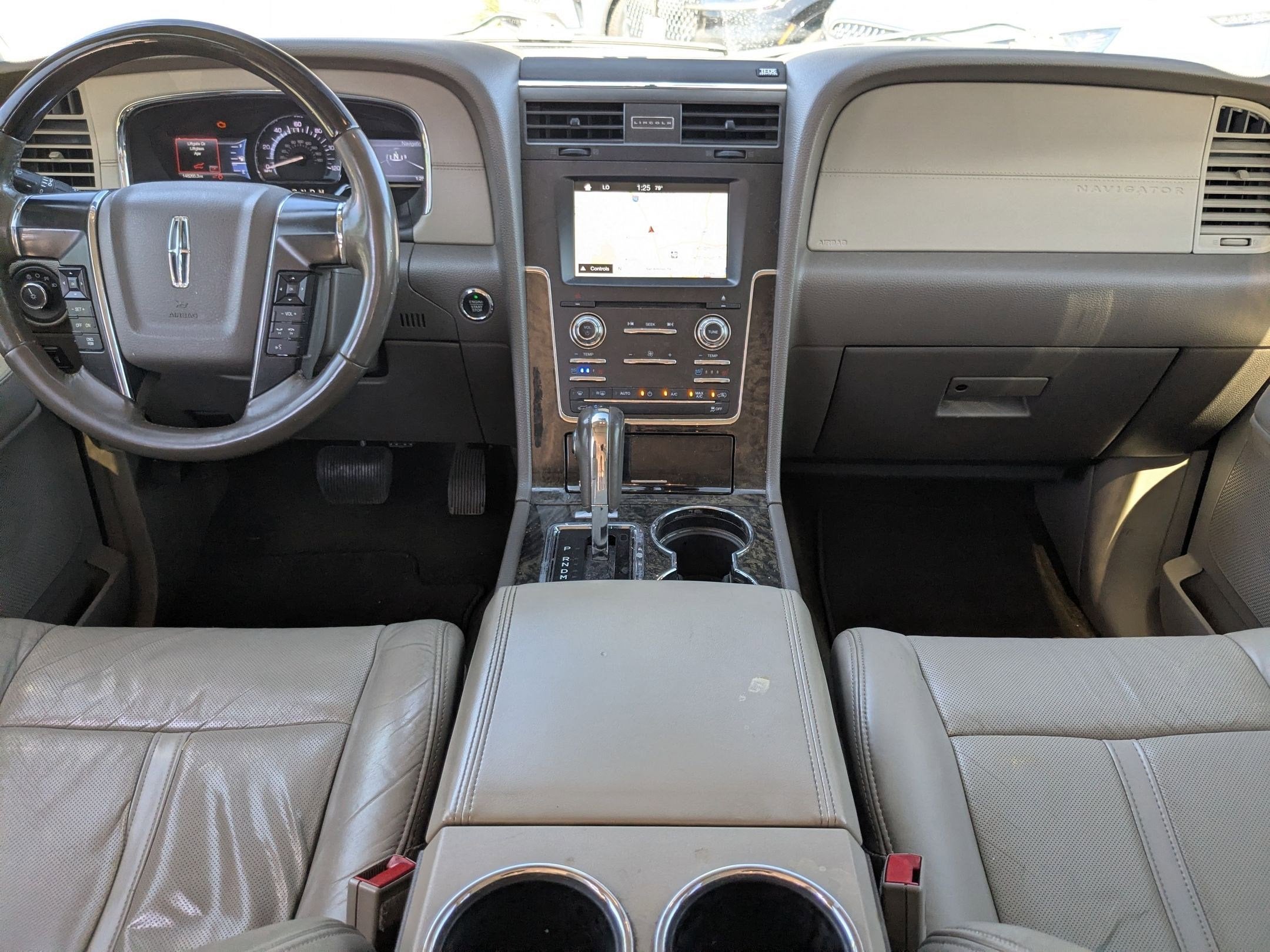 2016 Lincoln Navigator Select