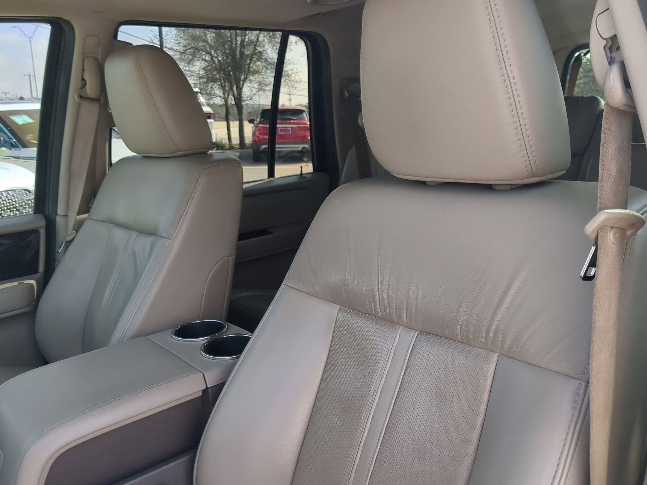 2017 Lincoln Navigator Select