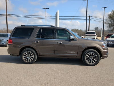 2017 Lincoln Navigator Select