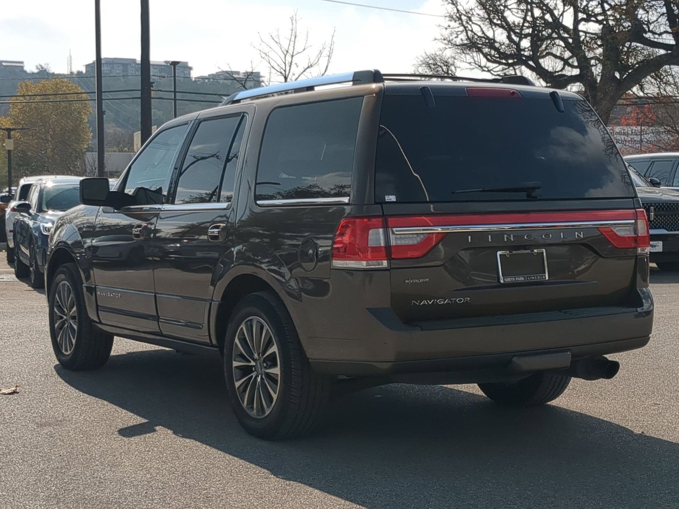 2017 Lincoln Navigator Select