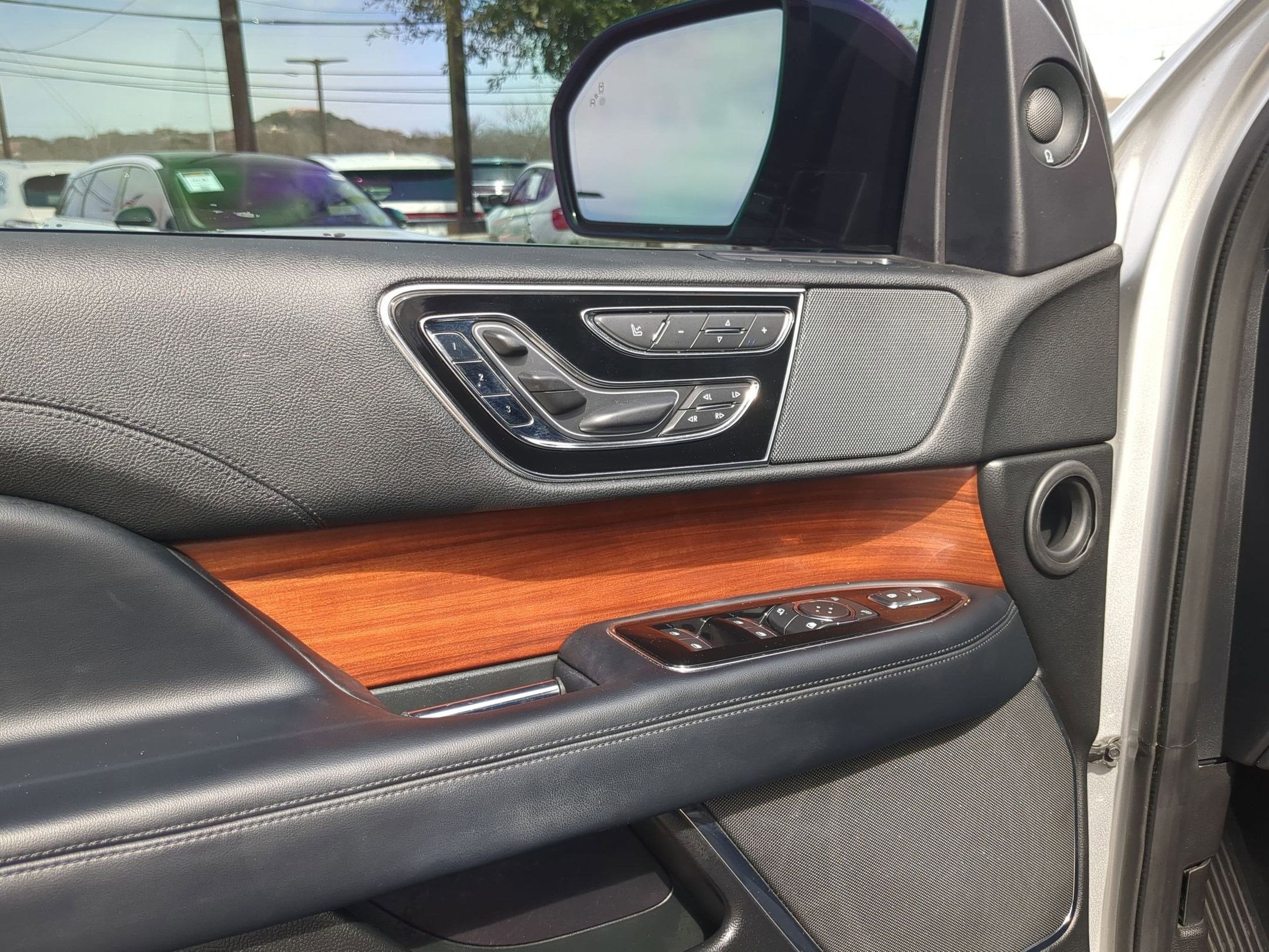 2019 Lincoln Navigator Select