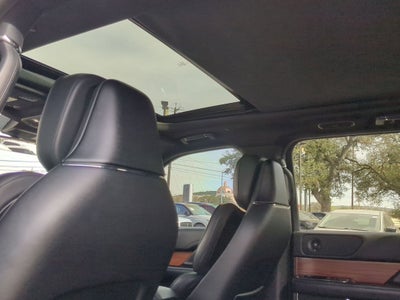 2019 Lincoln Navigator Select