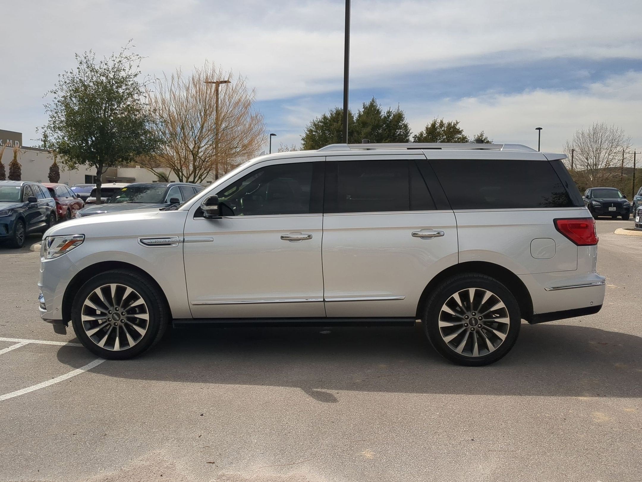 2019 Lincoln Navigator Select