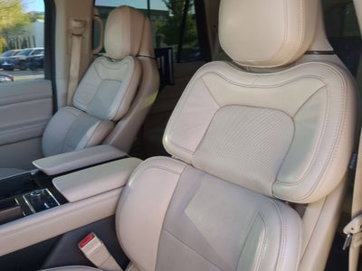 2019 Lincoln Navigator Select