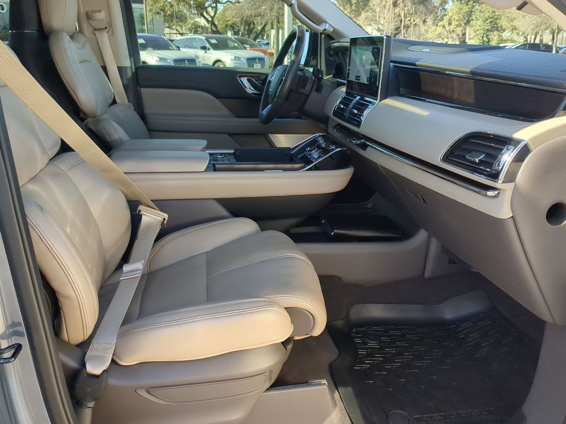 2022 Lincoln Navigator Reserve