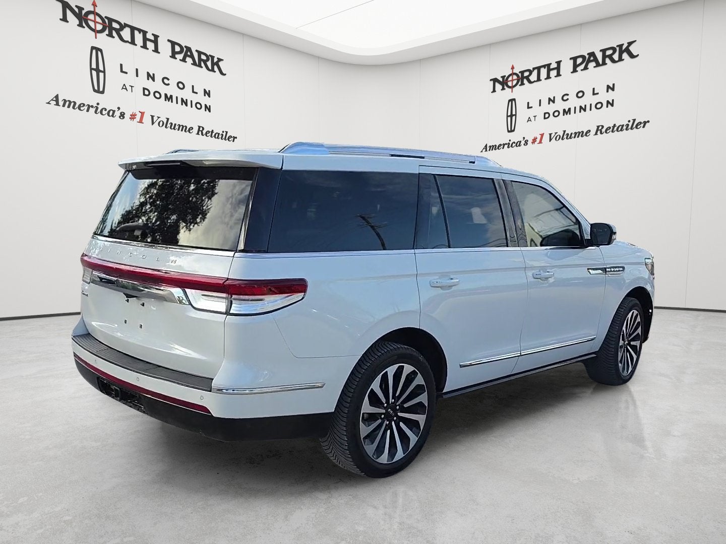 2024 Lincoln Navigator Reserve