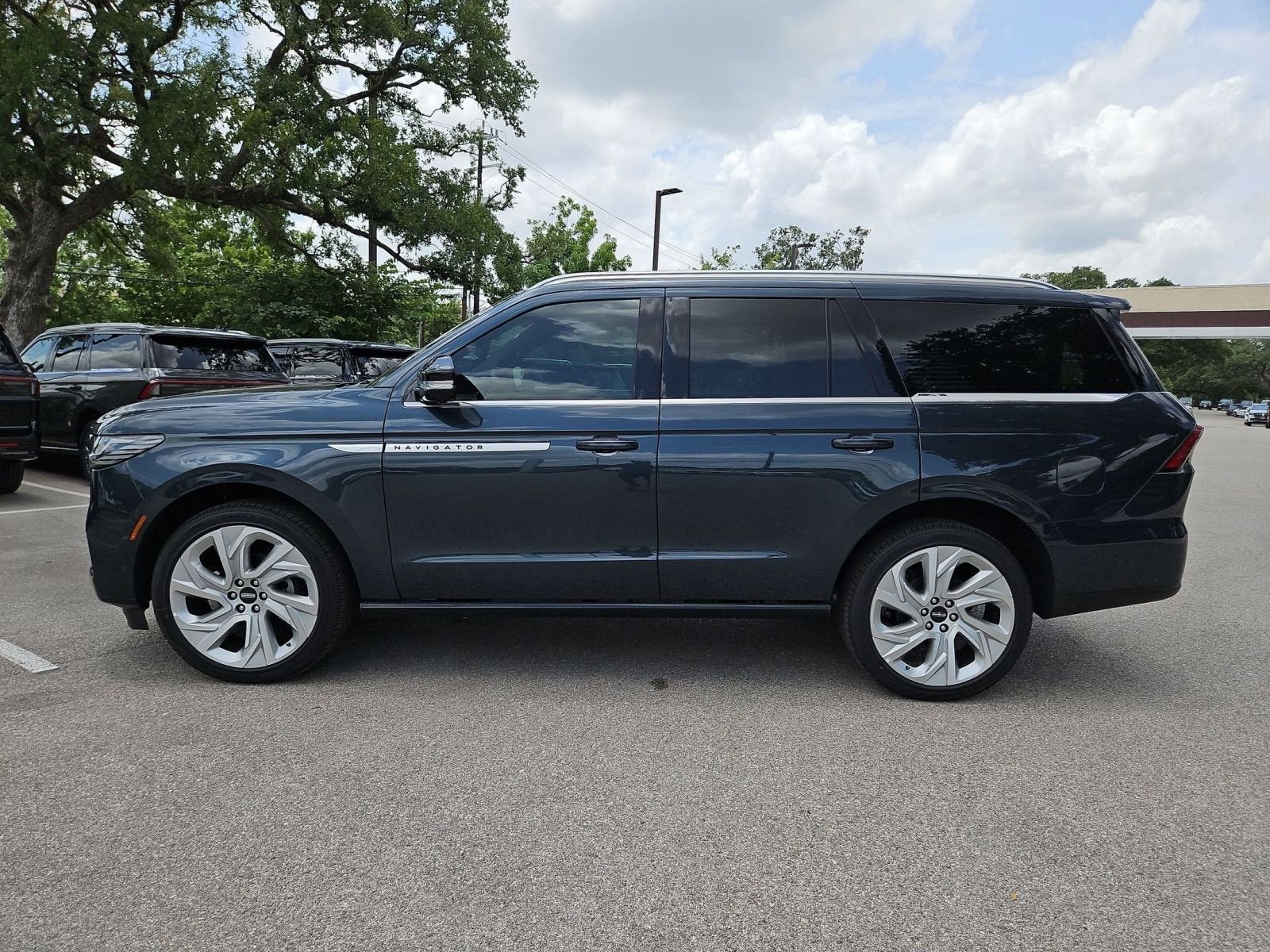 2025 Lincoln Navigator Reserve
