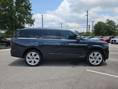 2025 Lincoln Navigator Reserve