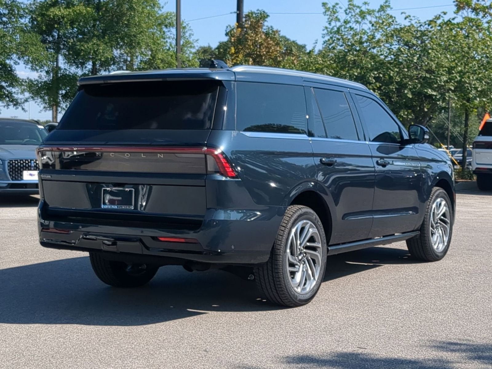 2025 Lincoln Navigator Reserve