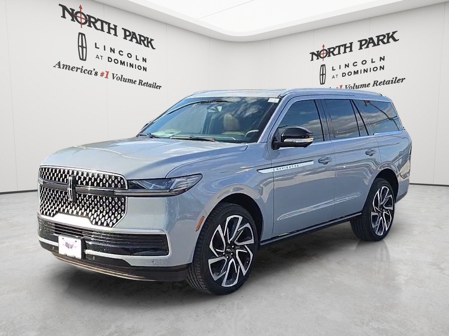 2027 Lincoln Navigator