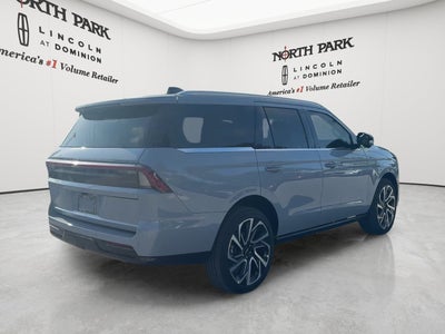 2027 Lincoln Navigator Reserve