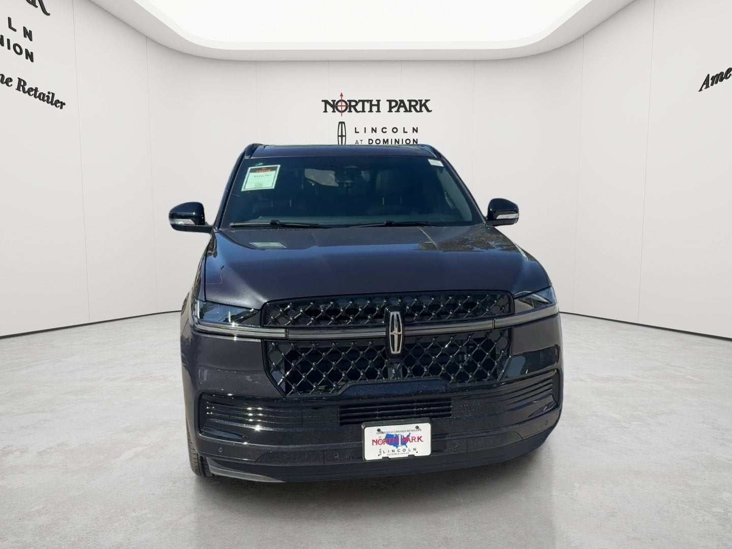 2027 Lincoln Navigator Reserve