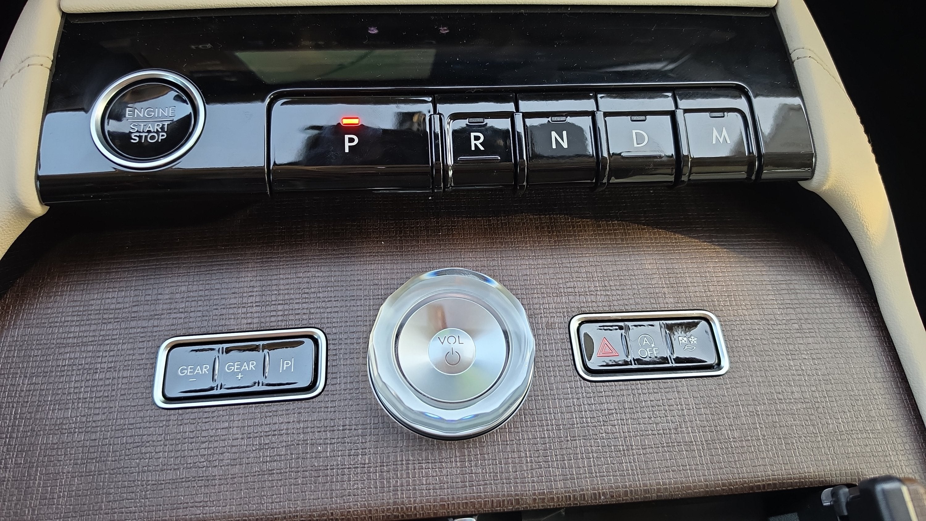 2027 Lincoln Navigator Reserve