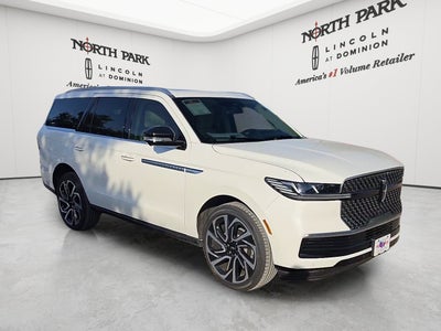 2027 Lincoln Navigator Reserve