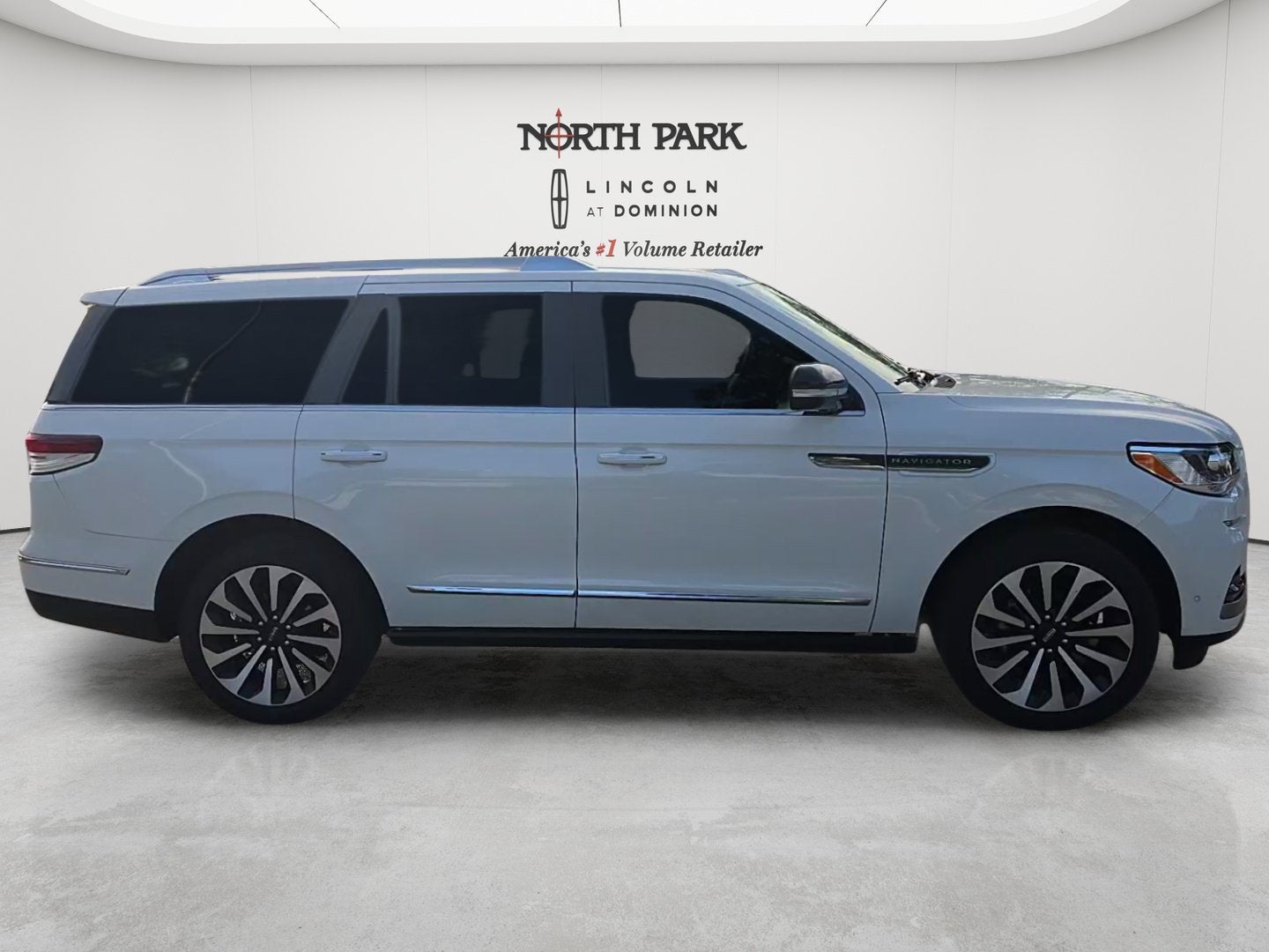 2024 Lincoln Navigator Reserve