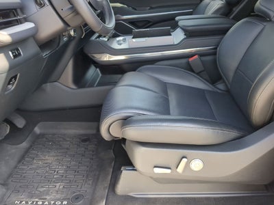 2025 Lincoln Navigator *Custom Wrap* Reserve