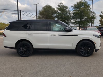 2025 Lincoln Navigator *Custom Wrap* Reserve