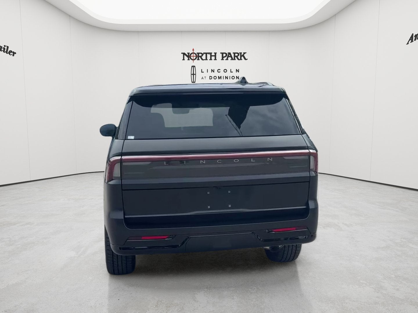 2027 Lincoln Navigator *Custom Wrap* Reserve