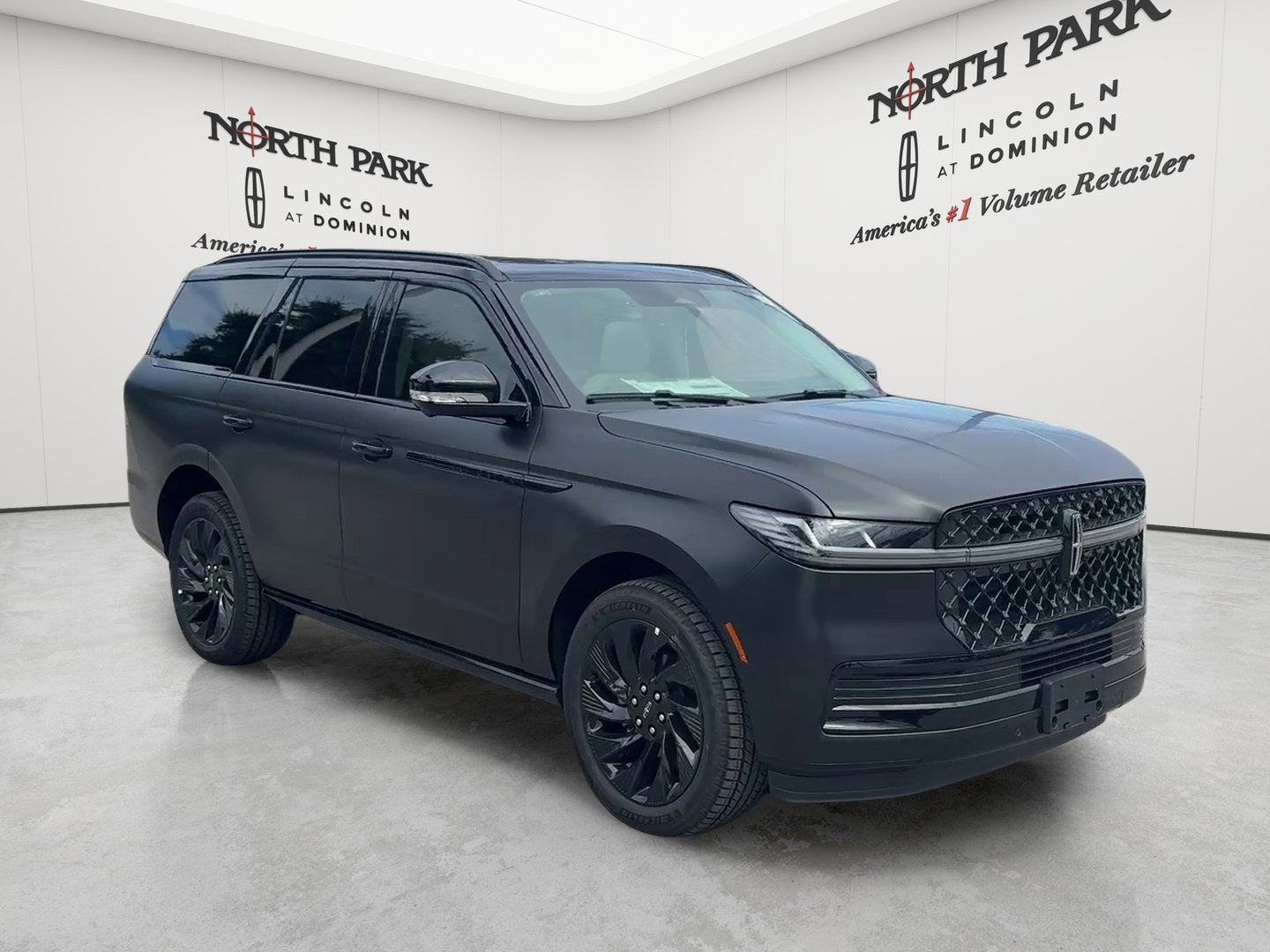 2027 Lincoln Navigator *Custom Wrap* Reserve