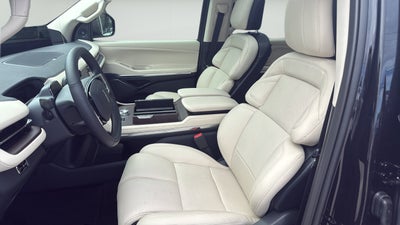 2027 Lincoln Navigator *Custom Wrap* Reserve