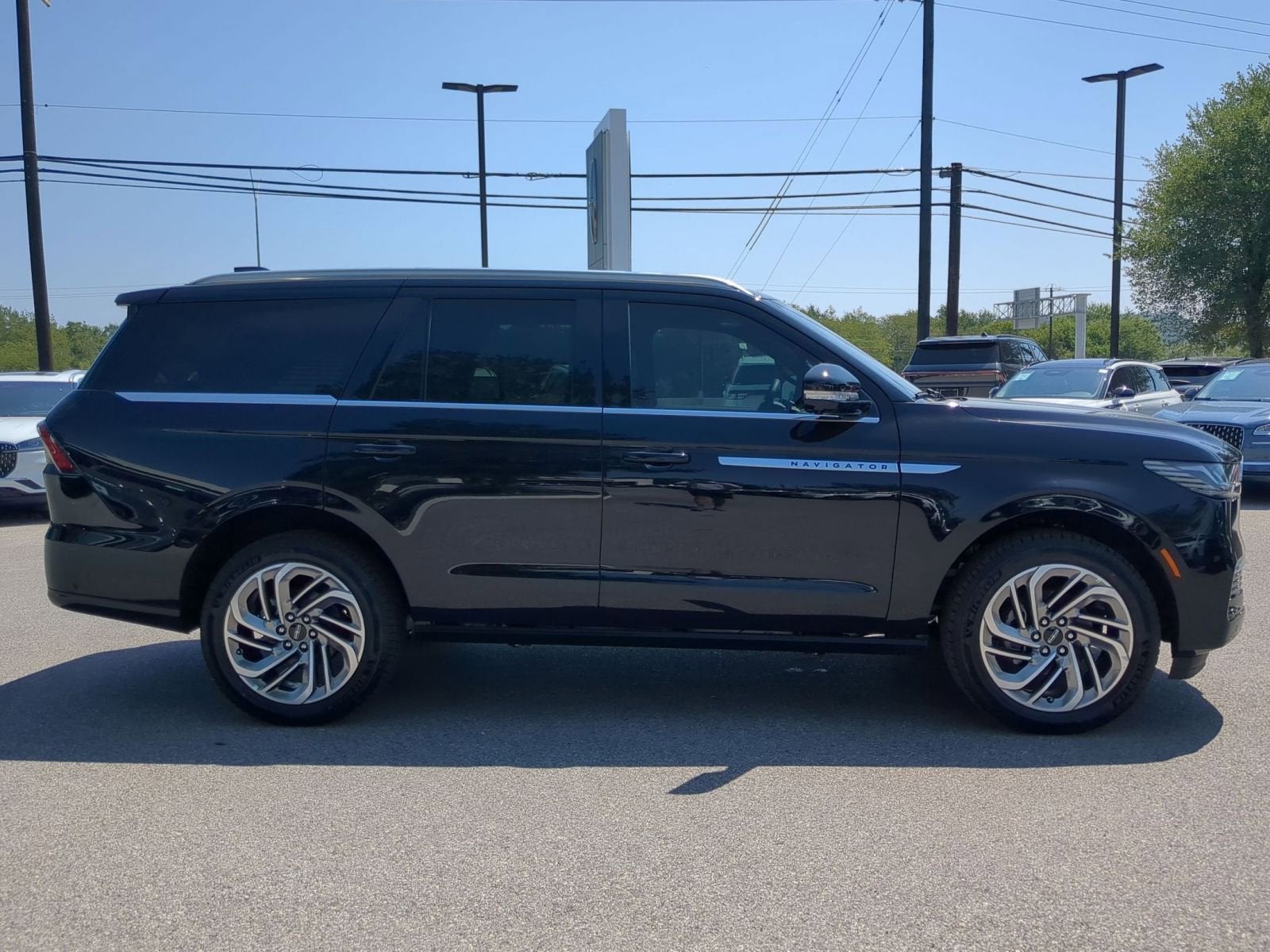 2025 Lincoln Navigator Reserve