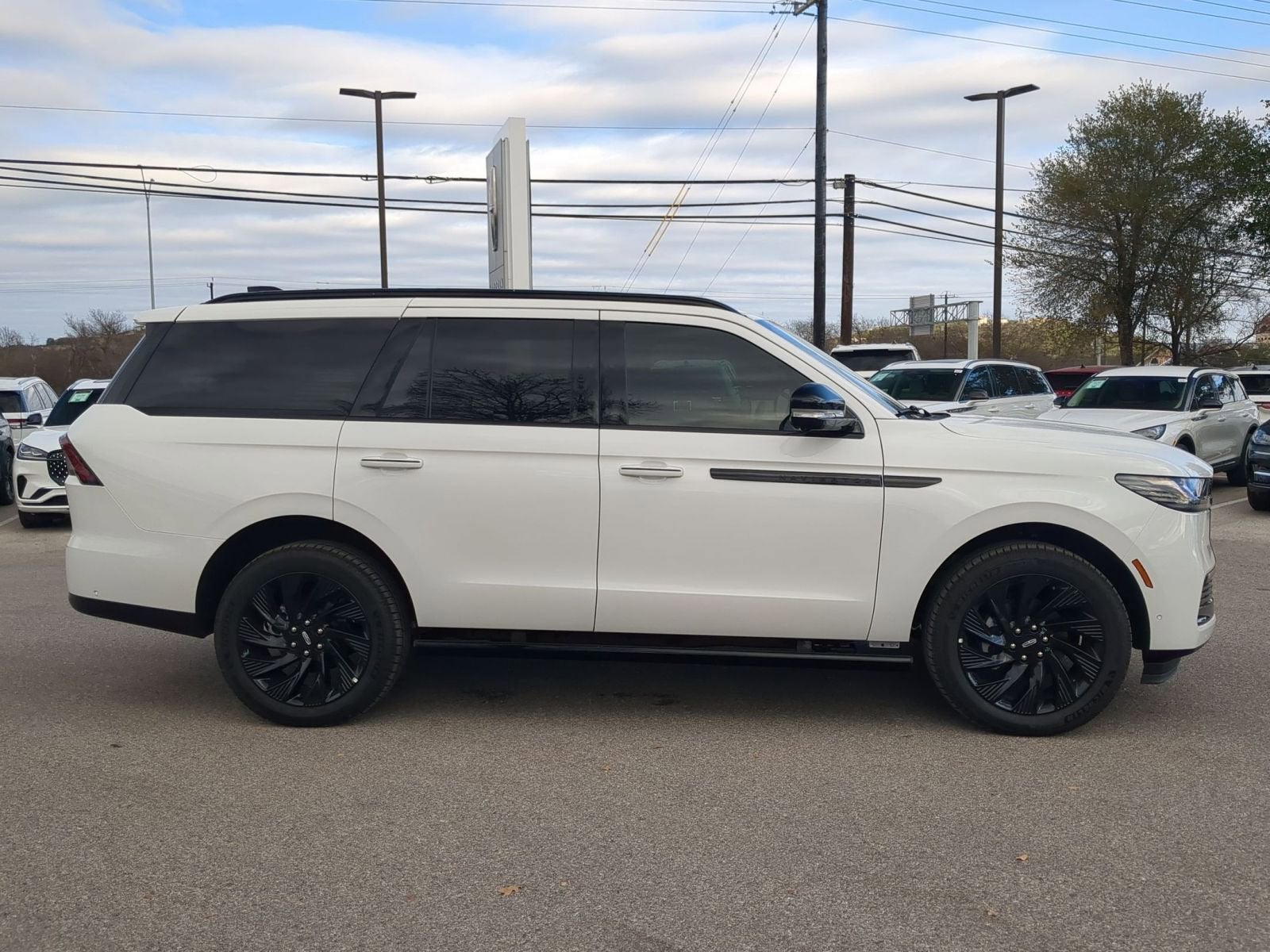 2025 Lincoln Navigator Reserve