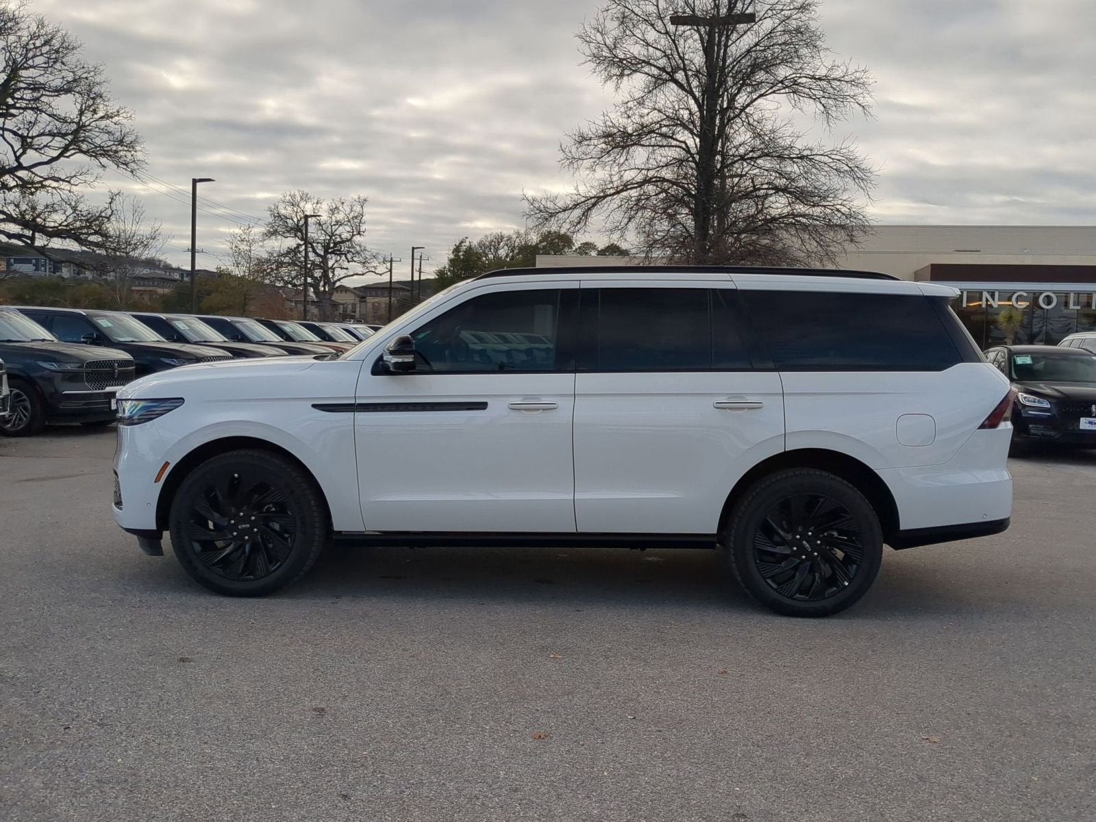 2025 Lincoln Navigator Reserve