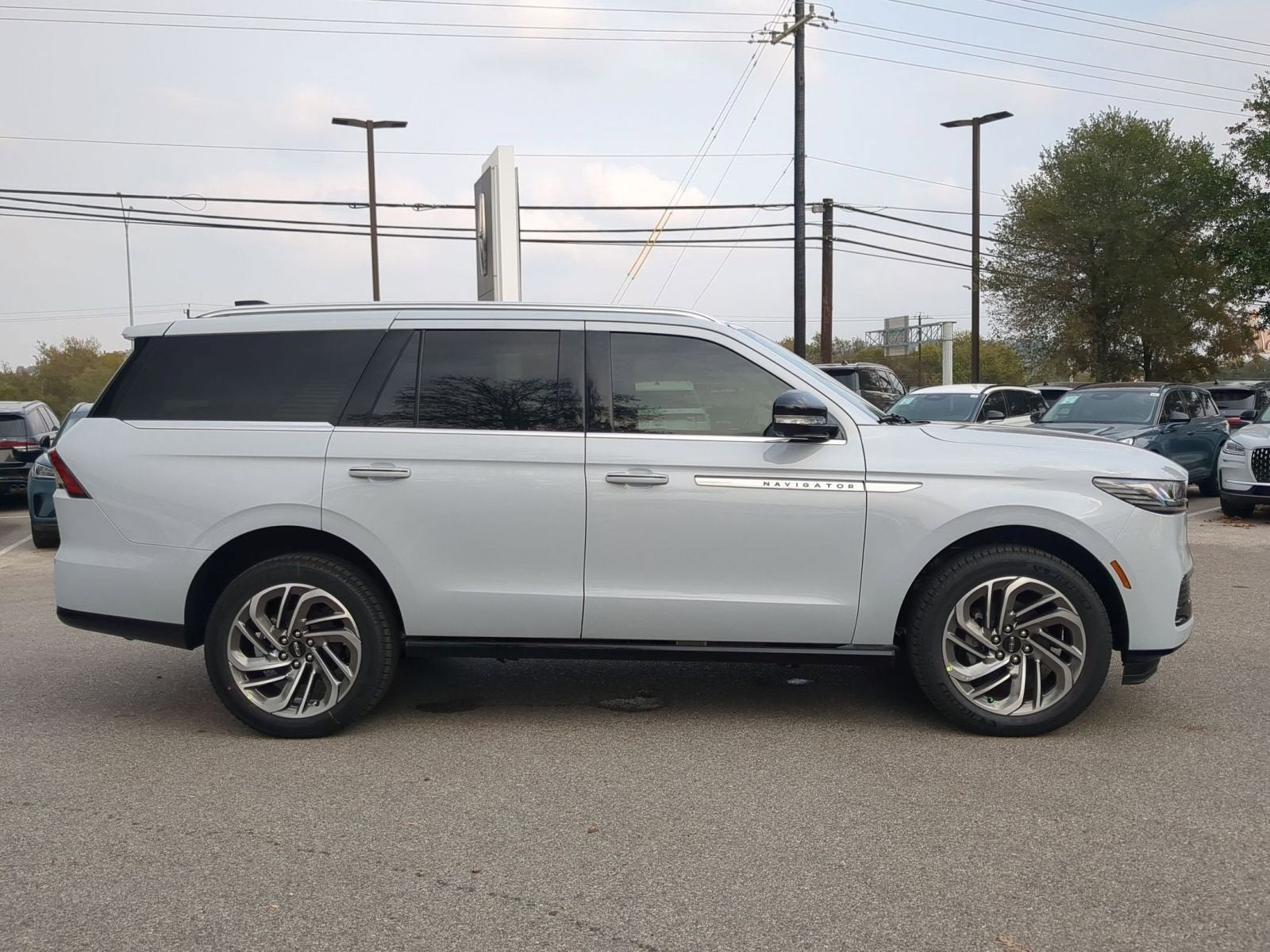 2025 Lincoln Navigator Reserve