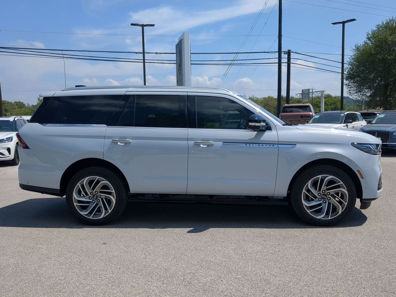 2025 Lincoln Navigator Reserve