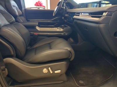 2025 Lincoln *Custom Wrap Navigator Reserve