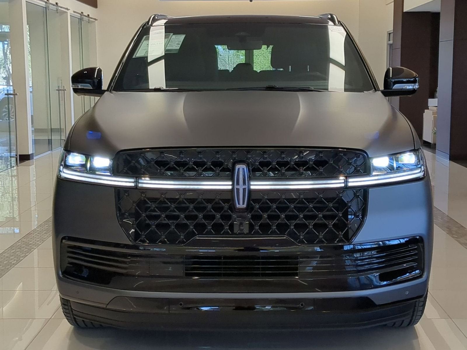 2025 Lincoln *Custom Wrap Navigator Reserve
