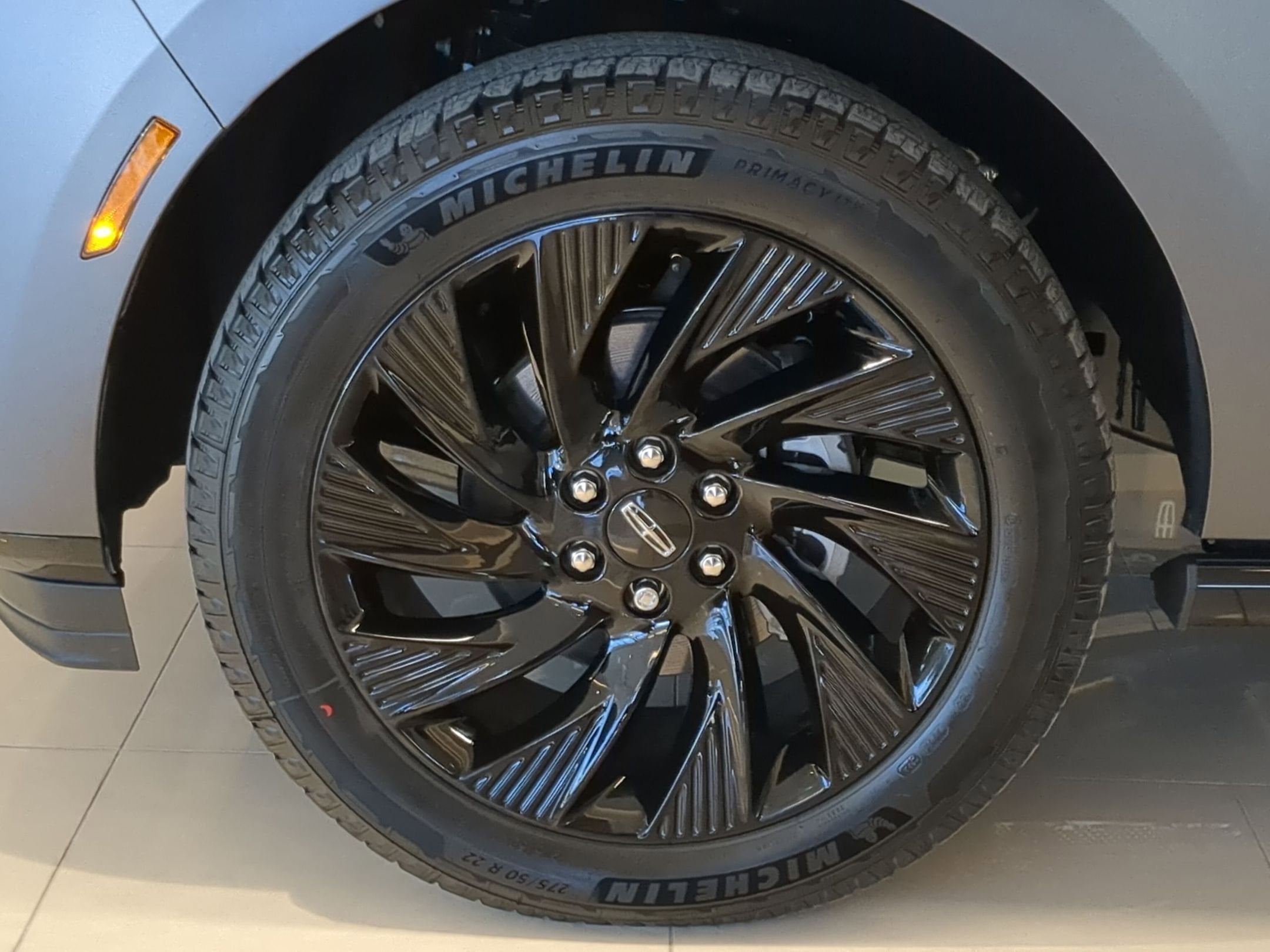 2025 Lincoln *Custom Wrap Navigator Reserve