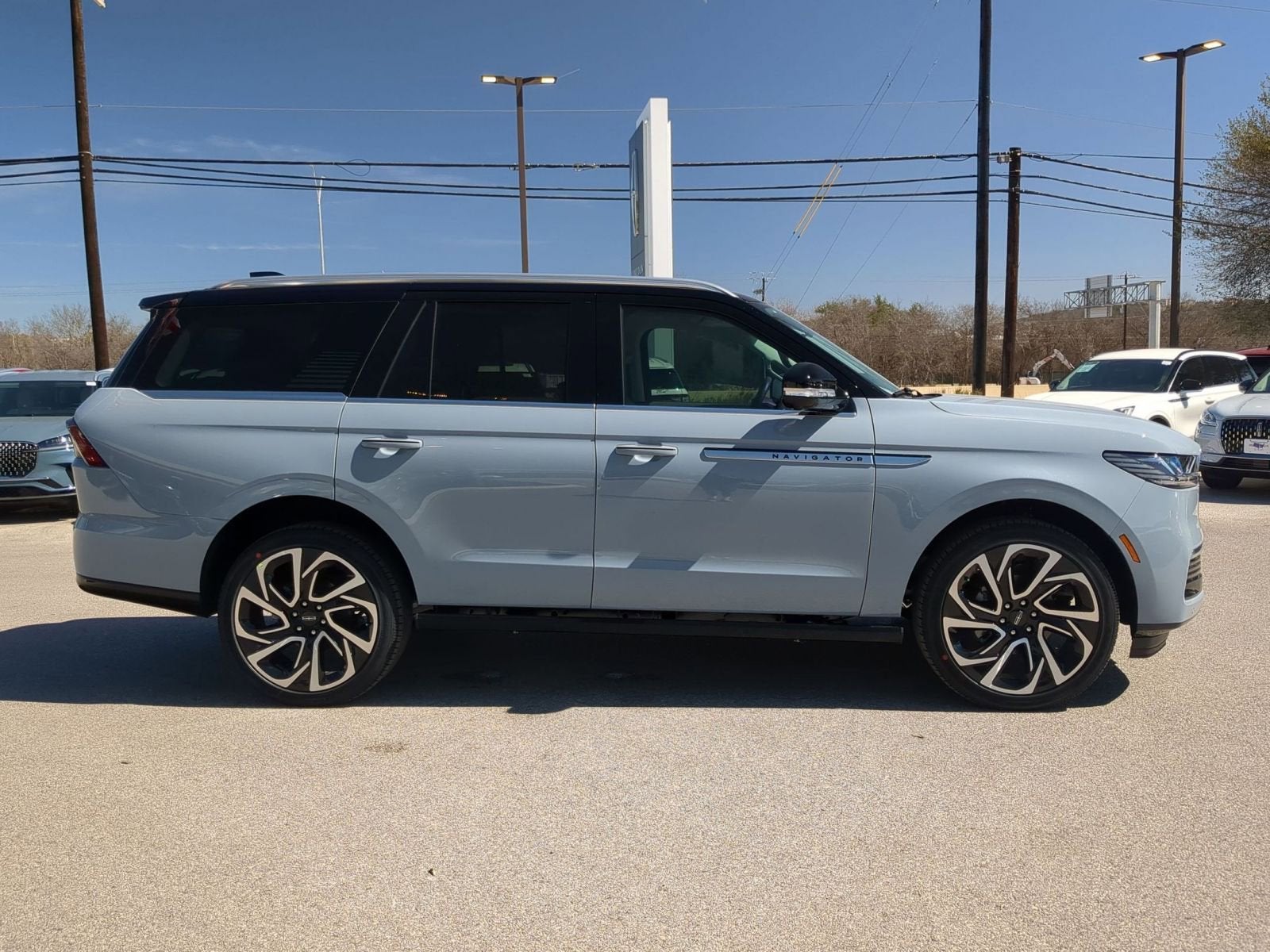 2026 Lincoln Navigator *Custom Paint Job Reserve