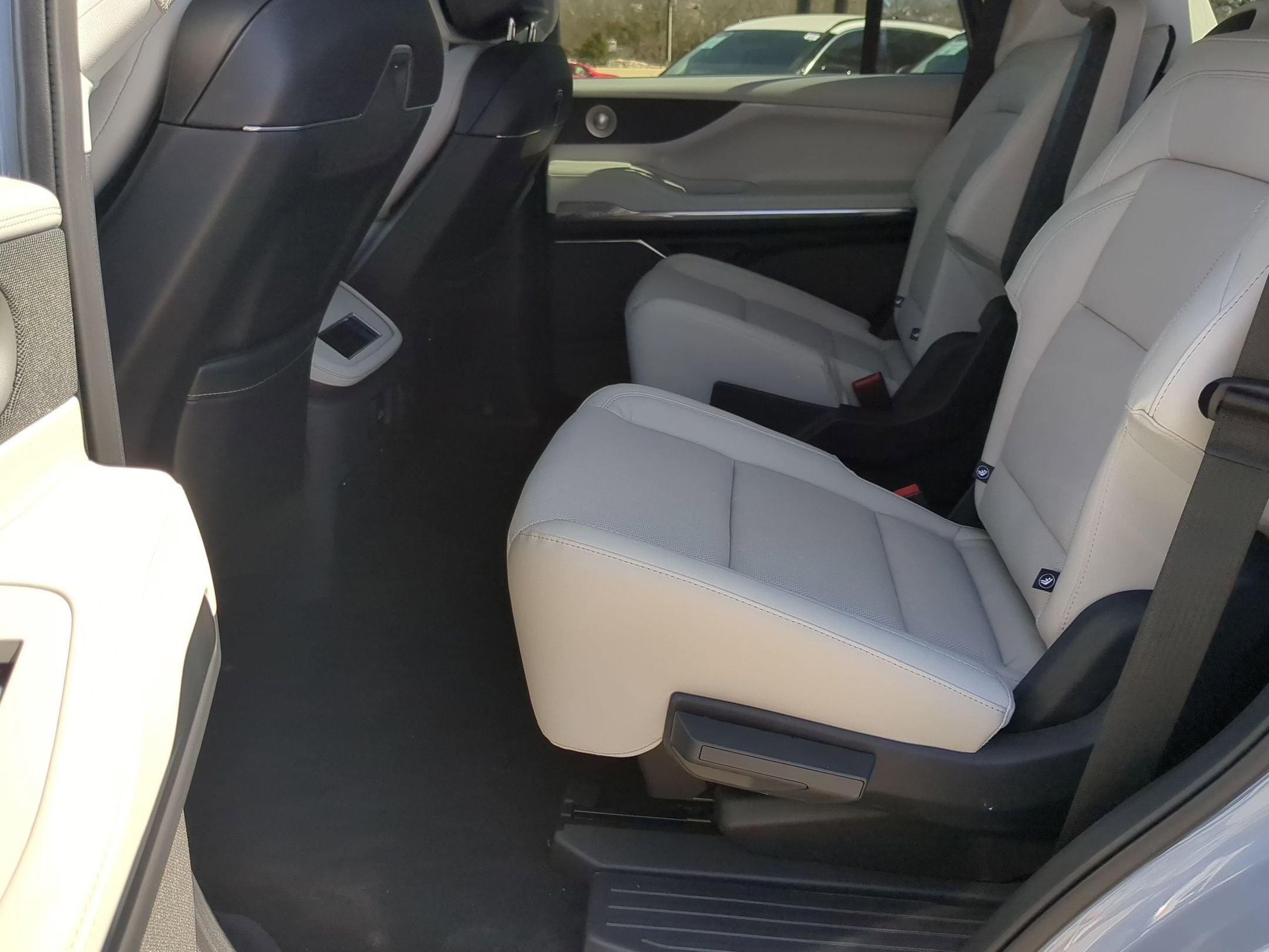 2026 Lincoln Navigator *Custom Paint Job Reserve