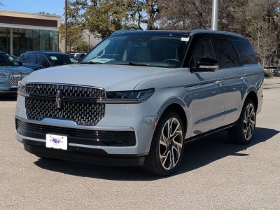 2026 Lincoln Navigator *Custom Paint Job Reserve