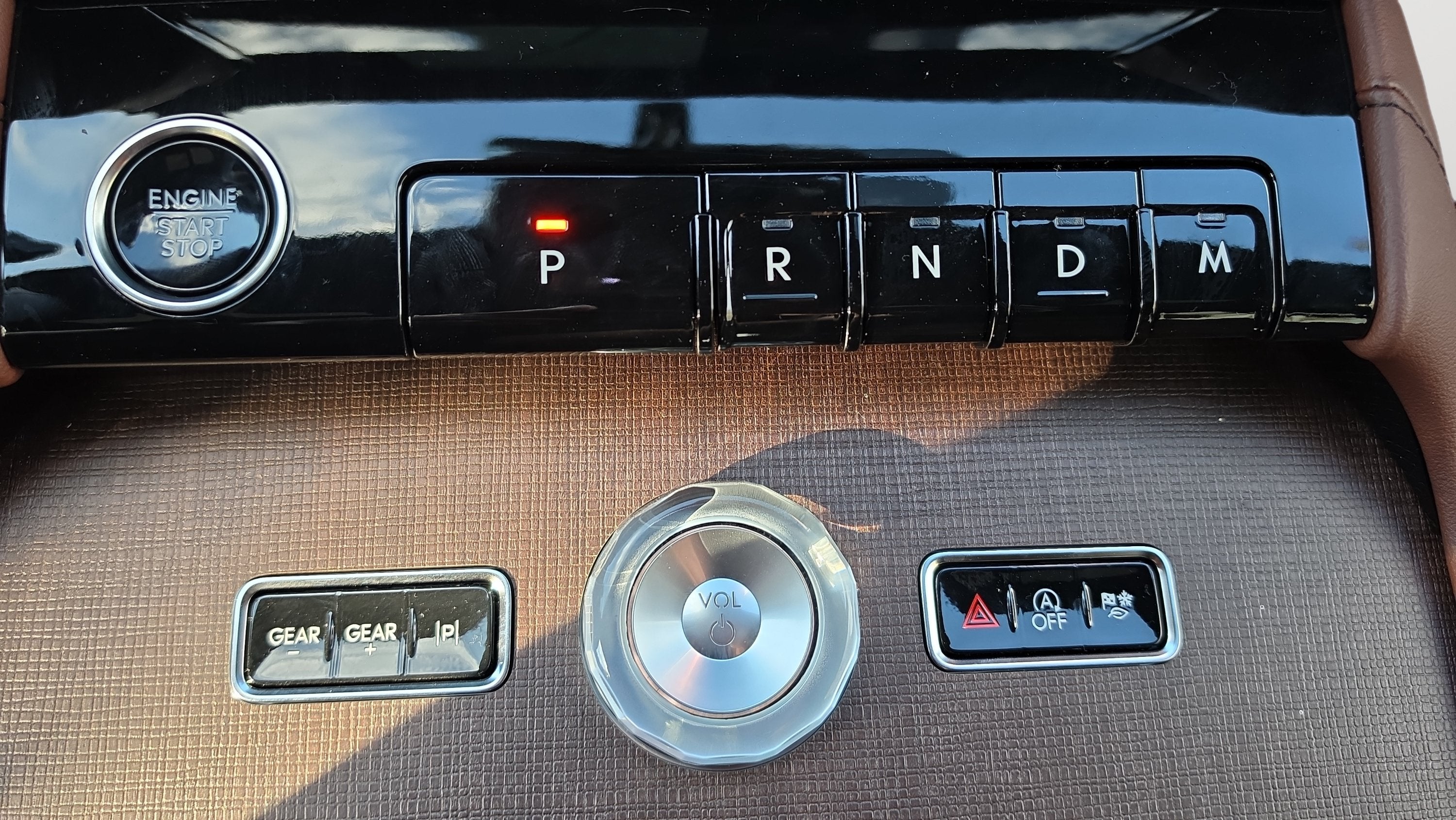 2027 Lincoln Navigator Reserve