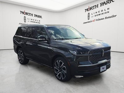 2027 Lincoln Navigator Reserve