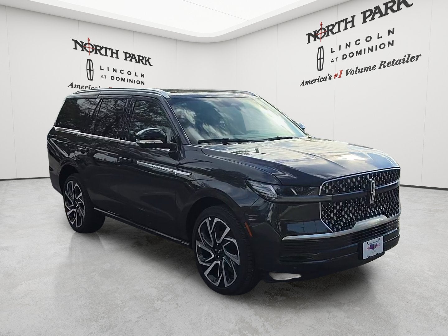 2027 Lincoln Navigator Reserve