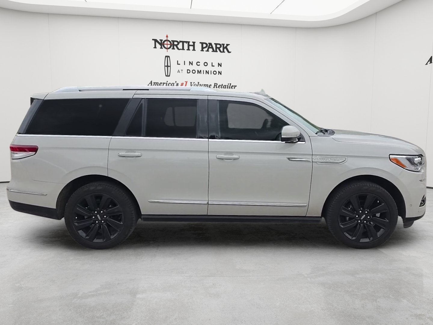 2024 Lincoln Navigator Reserve